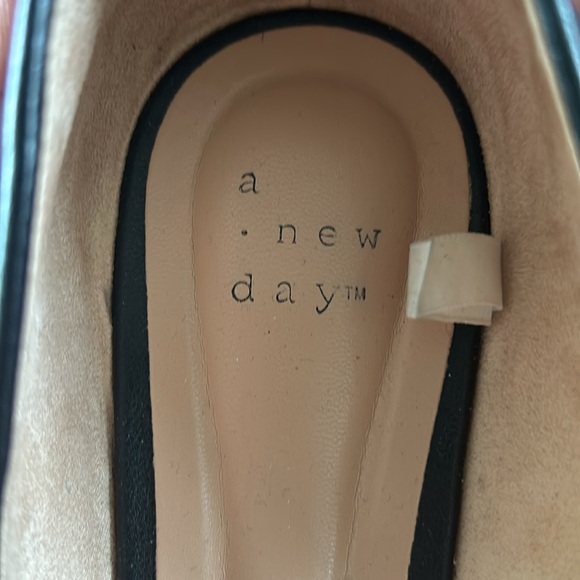 D’Orsay flats from Target…size 10 - Picture 2 of 5